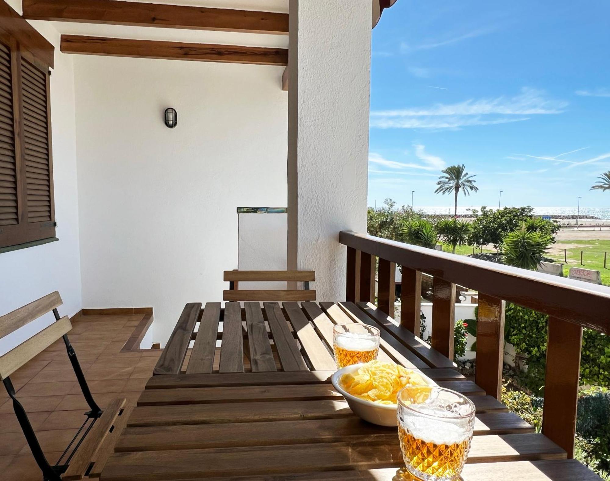 Espectacular Sunny House In The Beach Cunit Extérieur photo